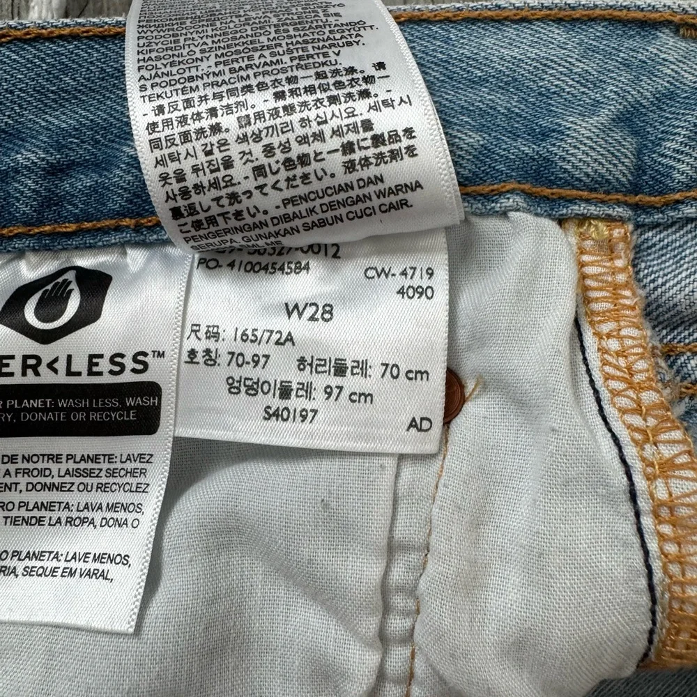 Levi's Taille Haute Line 501 High Waist Ripped Cutoff Denim Shorts Size 28